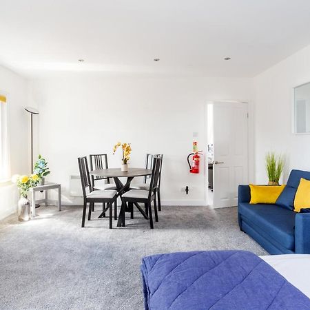 Beach View Luxury Apartment Lyme Regis Buitenkant foto