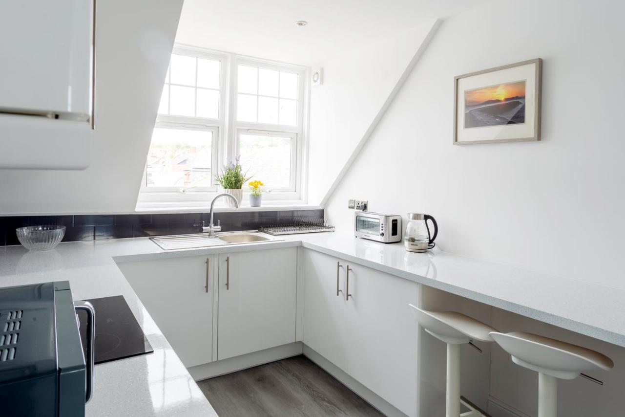 Beach View Luxury Apartment Lyme Regis Buitenkant foto