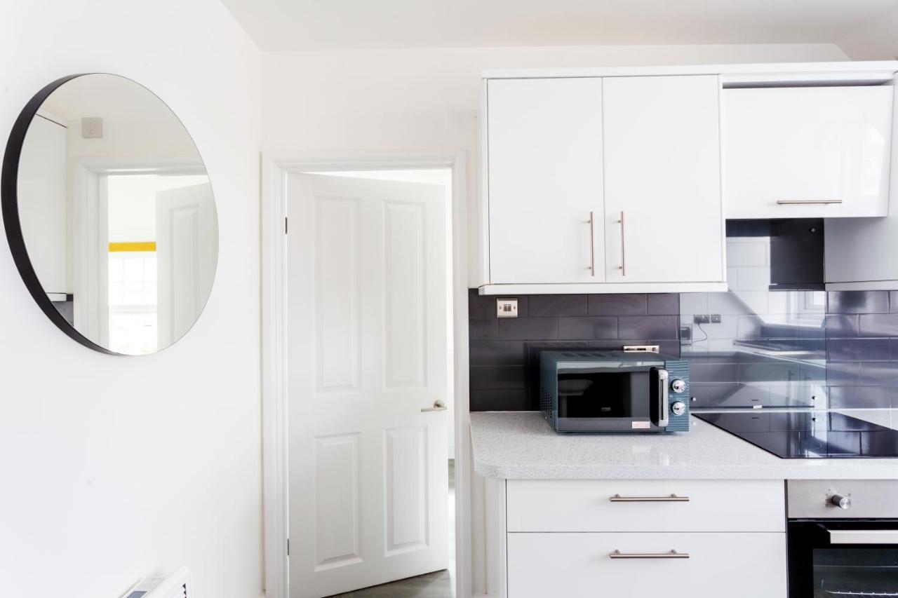 Beach View Luxury Apartment Lyme Regis Buitenkant foto