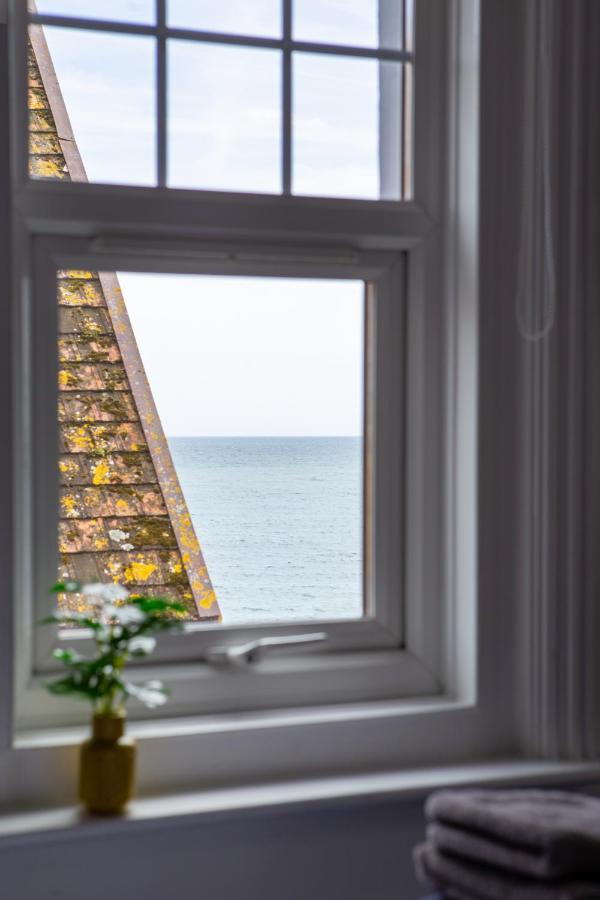 Beach View Luxury Apartment Lyme Regis Buitenkant foto